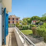 Lägenhet Blu Village